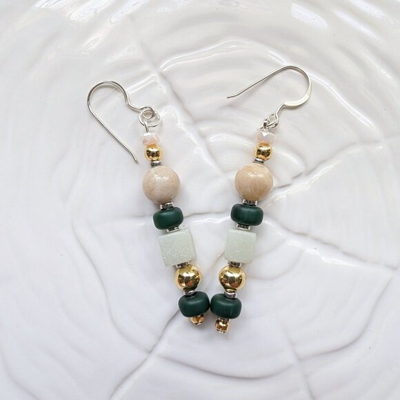 Sterling Silver Green and Gold Handmade Drop Dangle Gemstone Ear… - Picture 2 of 5